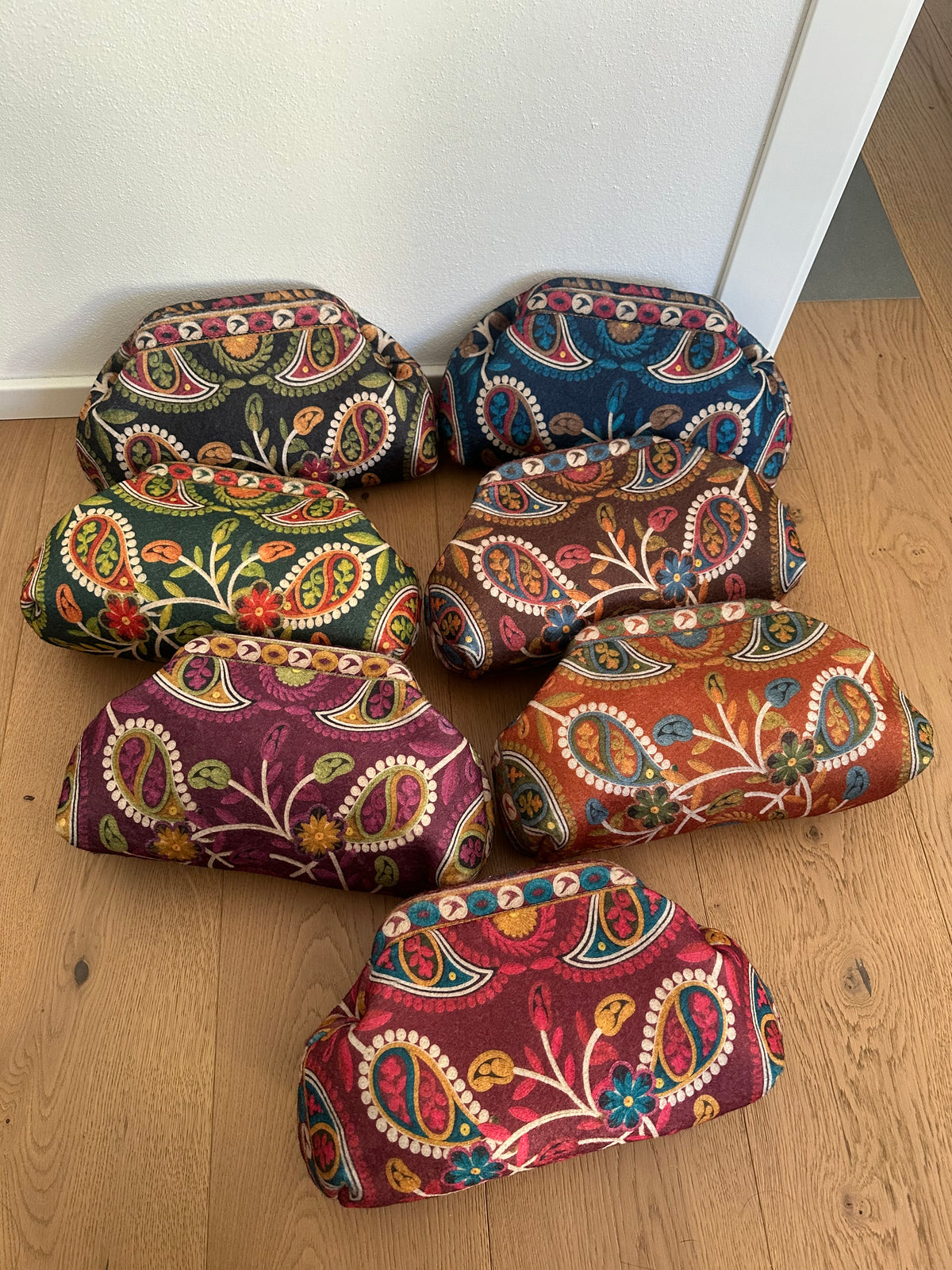 POCHETTE ETRA- tracolla a catena