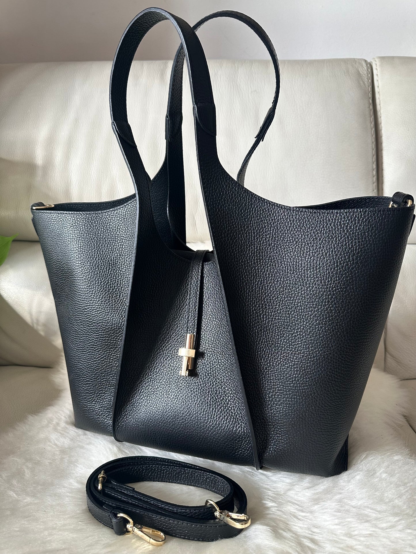 TIMELESS shoulder bag