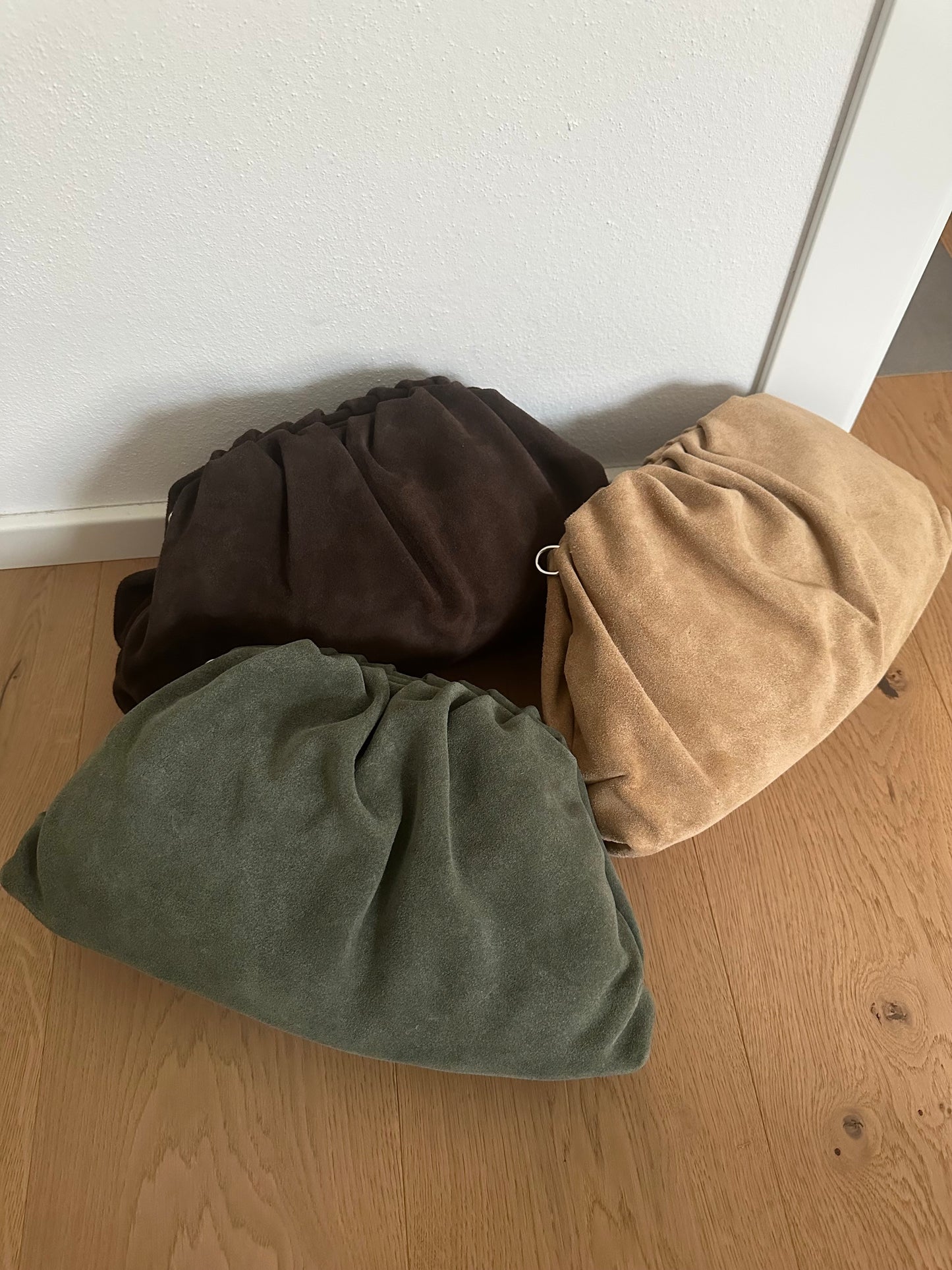 SAMI - POUCH suede grande