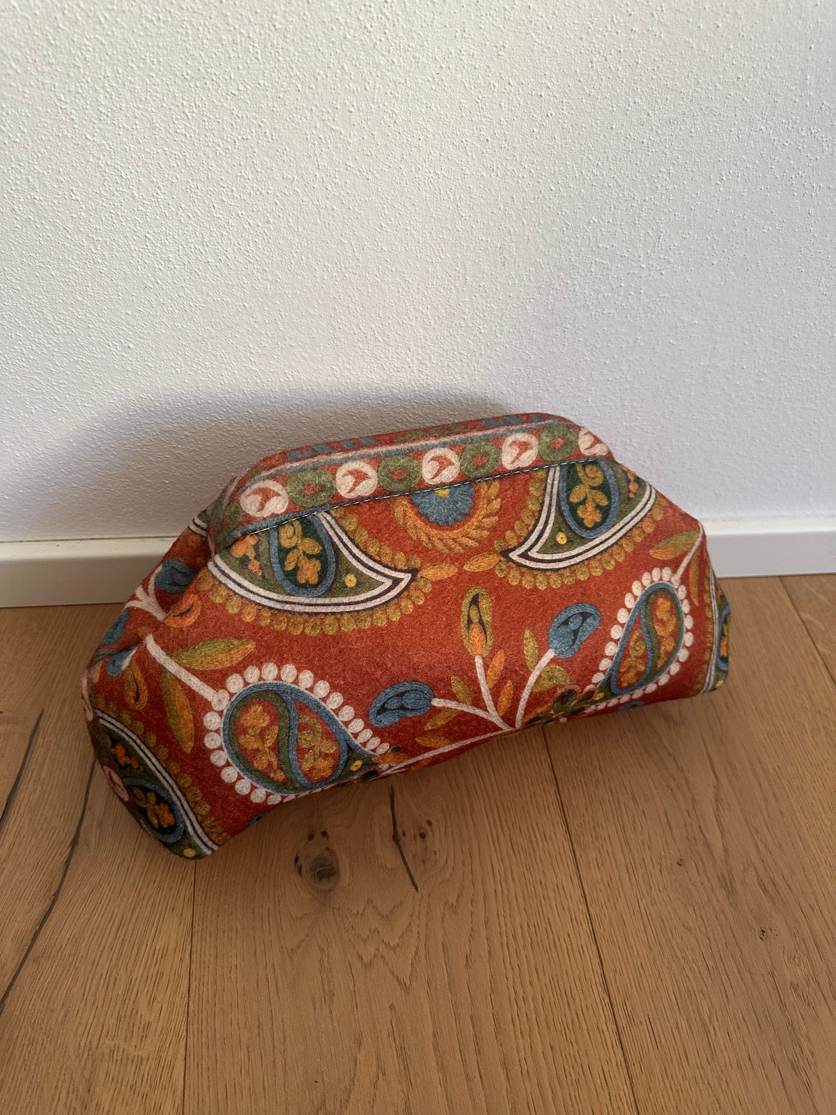 POCHETTE ETRA- tracolla a catena