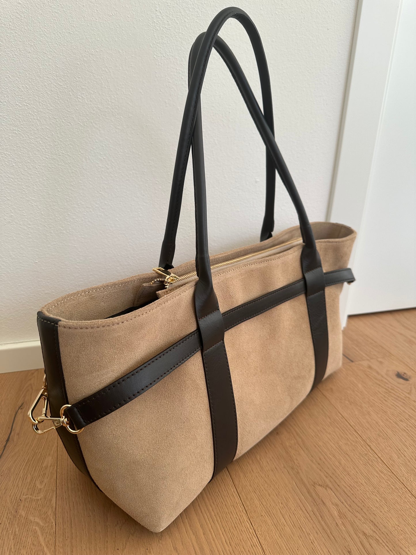 PEONIA- suede