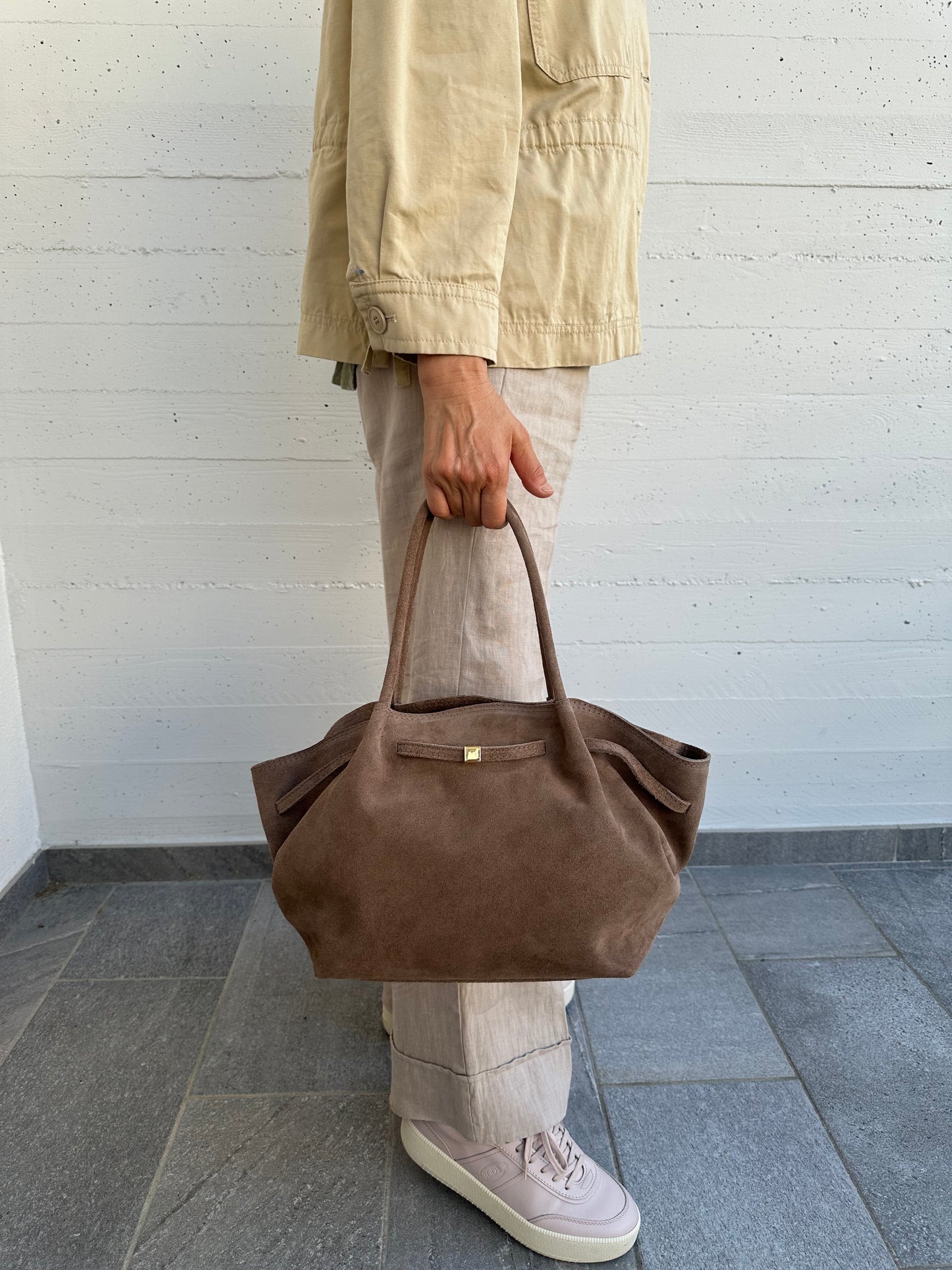 CORINNE LARGE- borsa a spalla camoscio