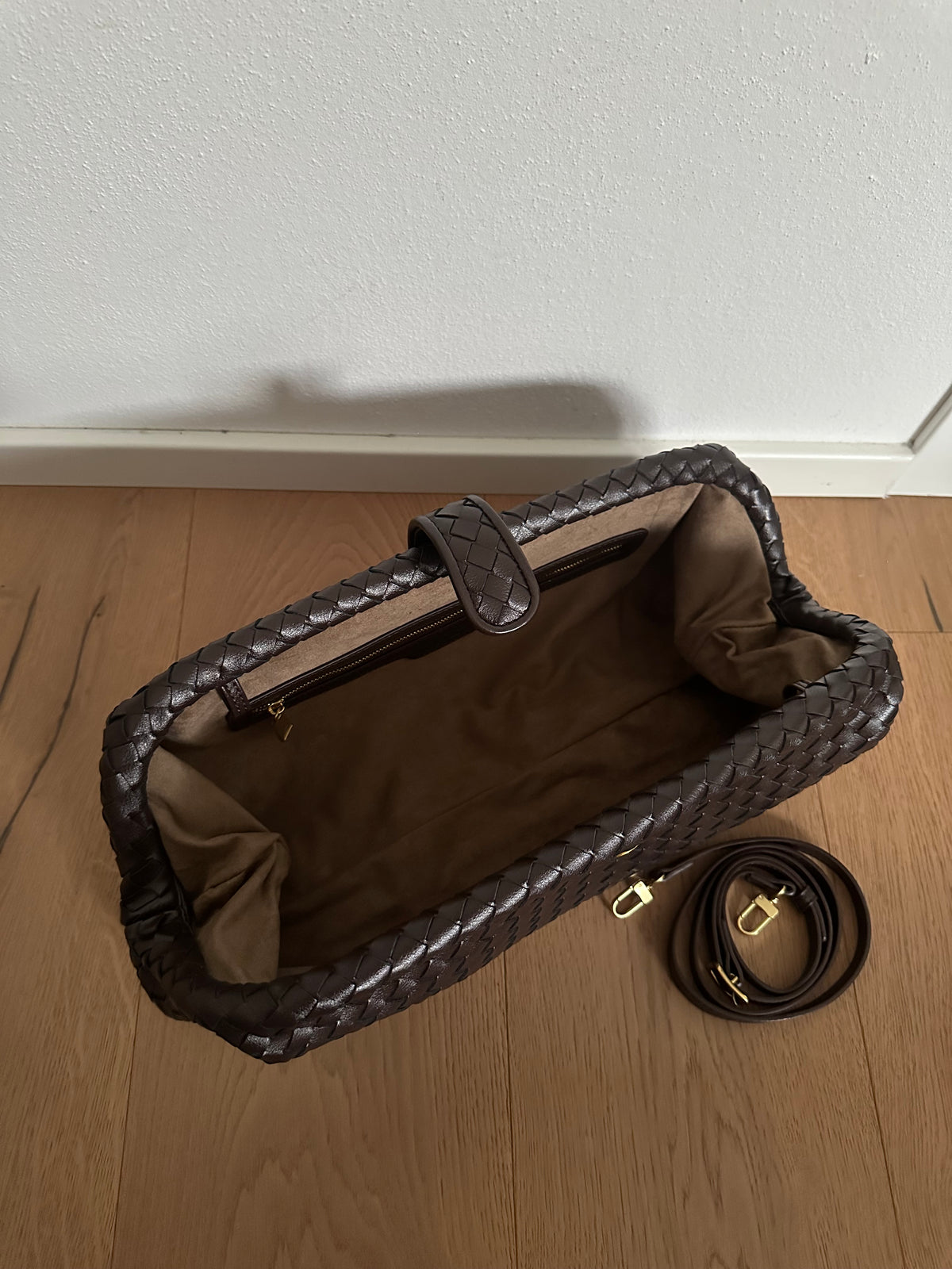 KALA maxi- pochette intrecciata