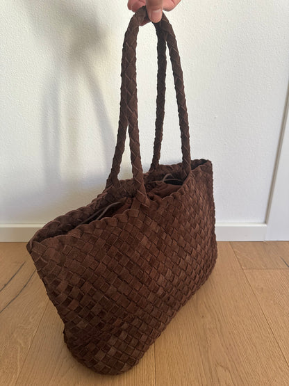 LEONIE- woven suede