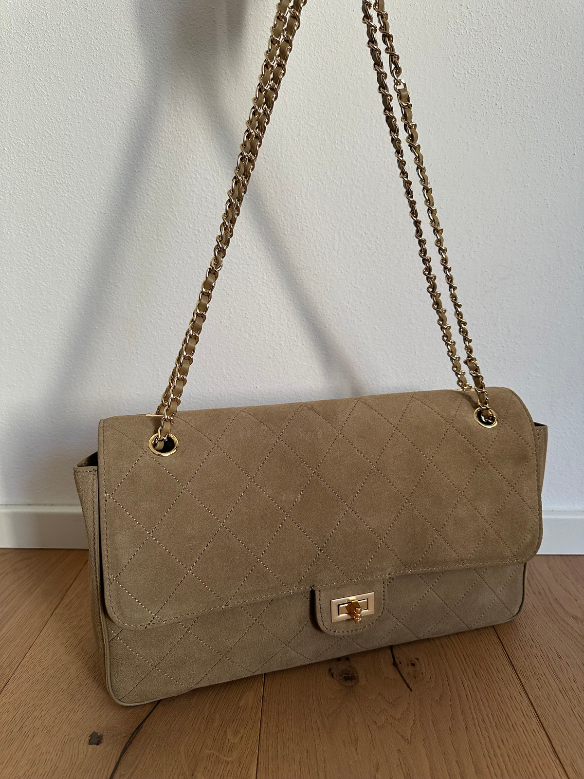IRINA- borsa con tracolla a catena