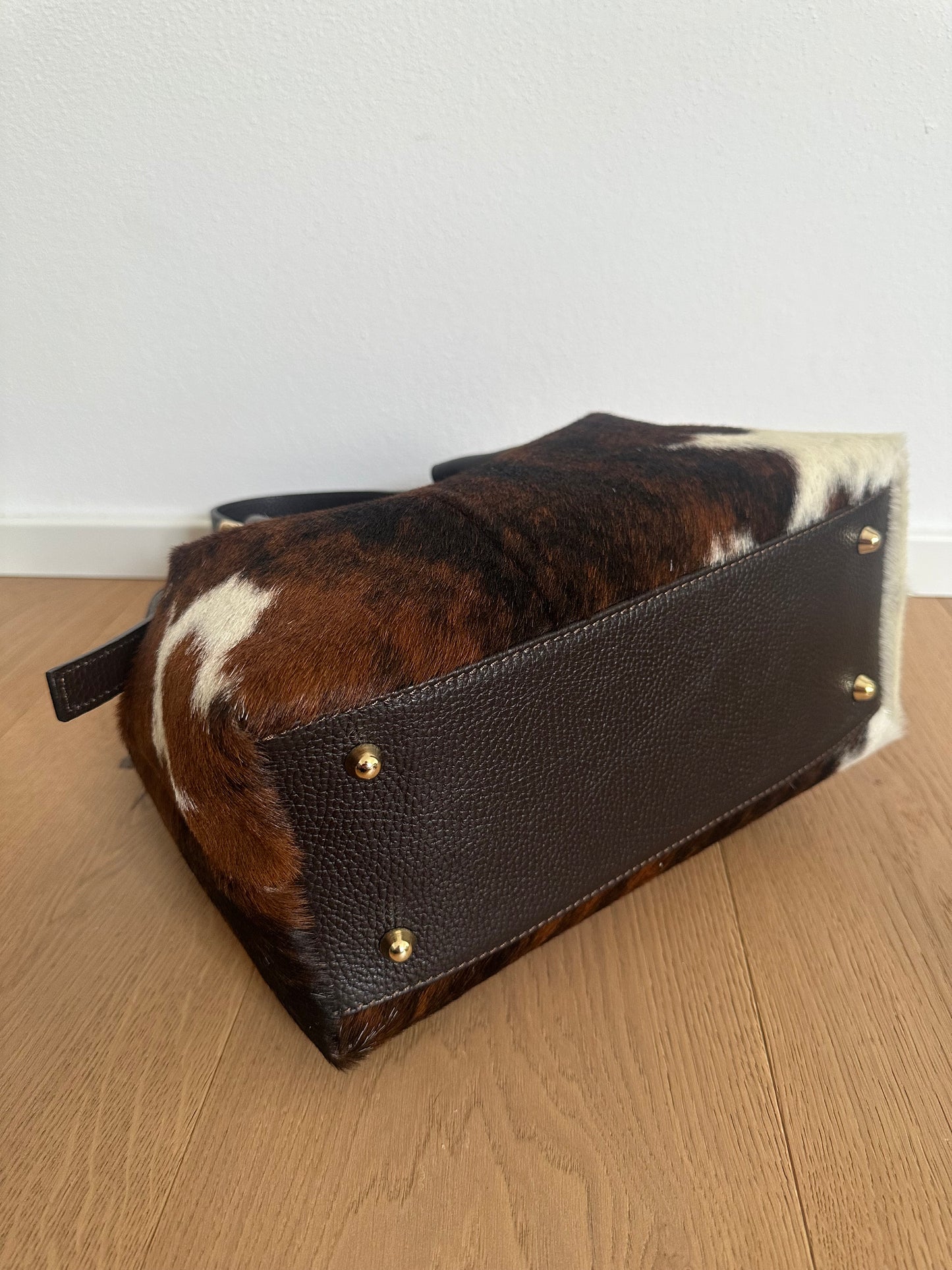 VANESSA- “cavallino”