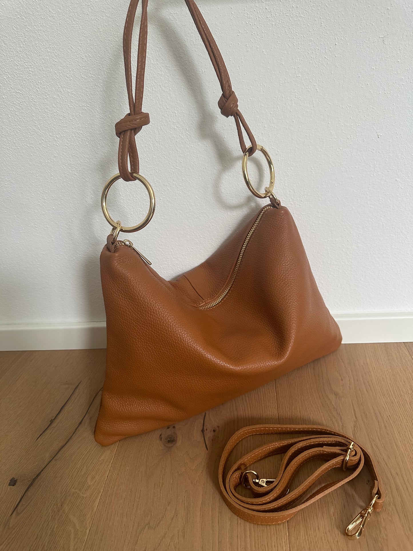 SAM - Real leather