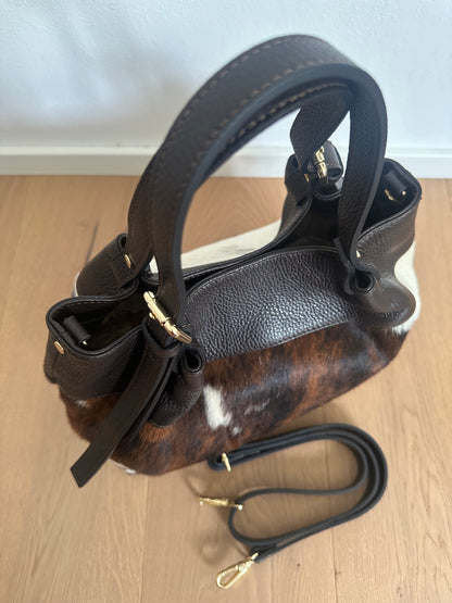 VANESSA- “cavallino”