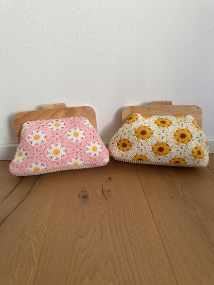 HANA clutch - rafia e ricamo