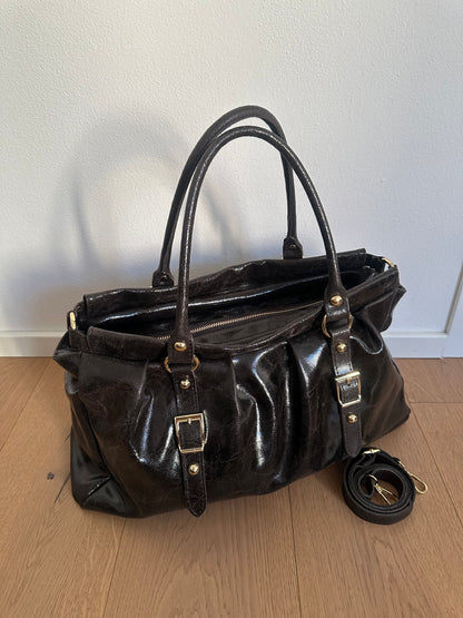 LYNN- borsa grande a spalla, con tracolla