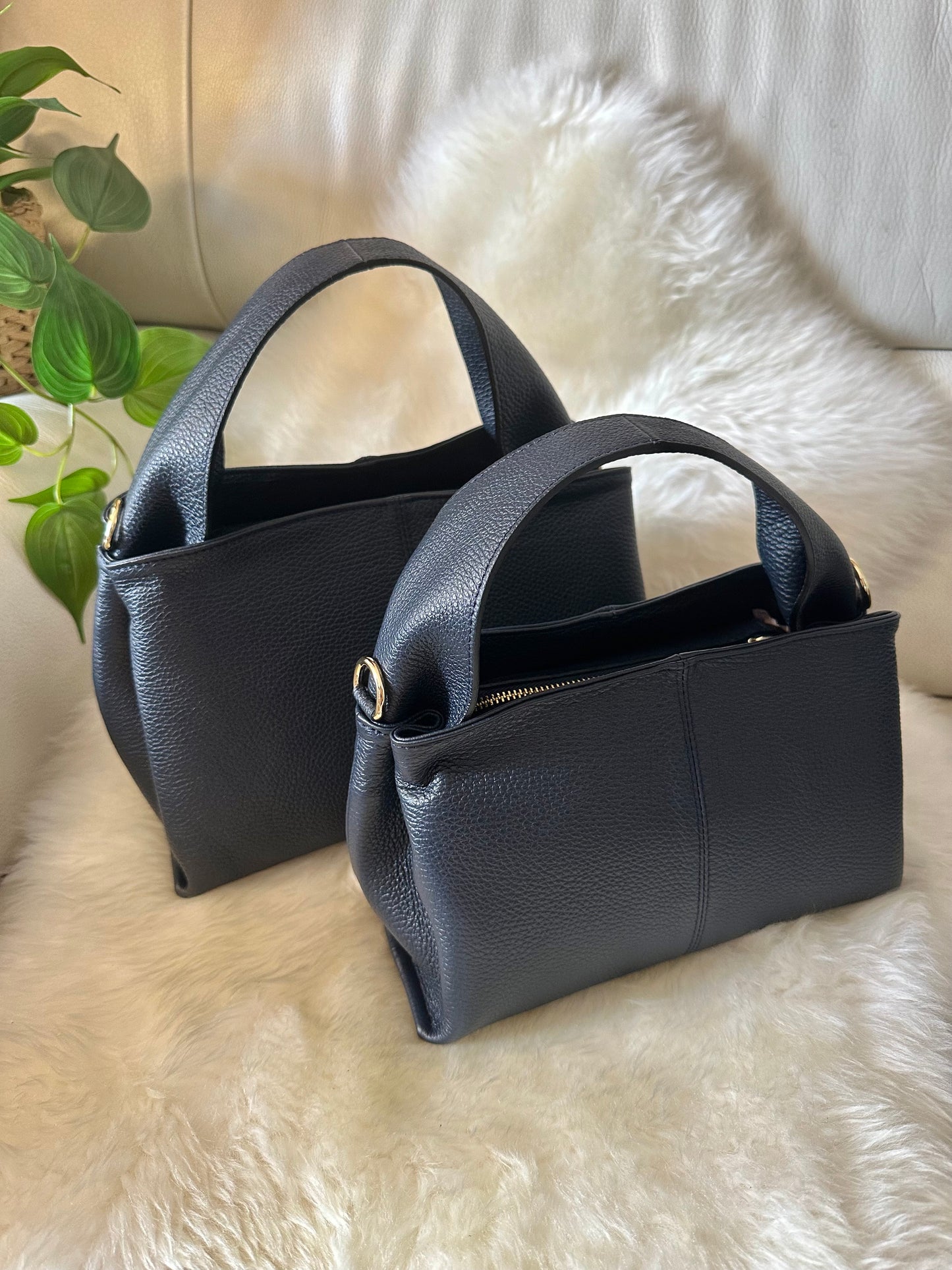 ZOE - Handbag with shoulder strap