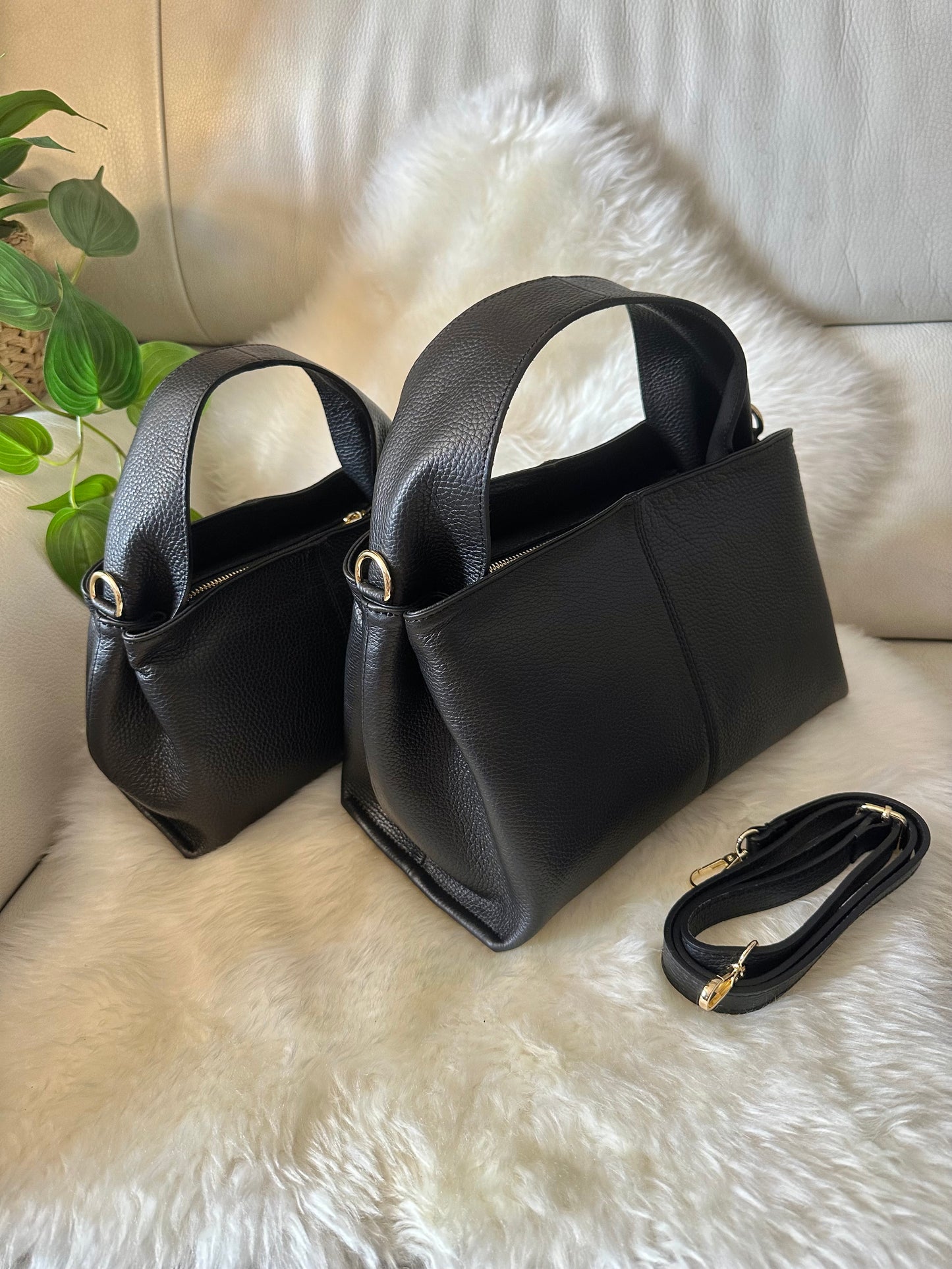 ZOE - Handbag with shoulder strap