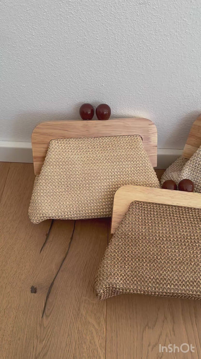 POLLY clutch - rafia e legno